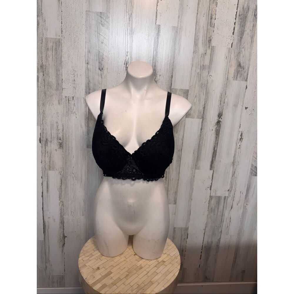 XOXO Black Lace Underwire Demi Bra Womens Size 42D Adjustable Straps Intimates